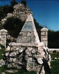 Monumento ai Caduti di Castel Morrone