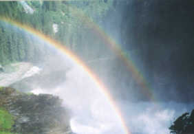 le cascate con gli arcobaleni