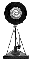 Marcel Duchamp. "Rotative demi-sphre (optique de prcision)" (1925). Apparecchio ottico a motore. h. 137,3  diam. 65,5 cm. Museum of Modern Art, New York. 