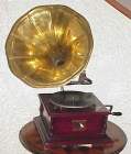 Gramophone with horn