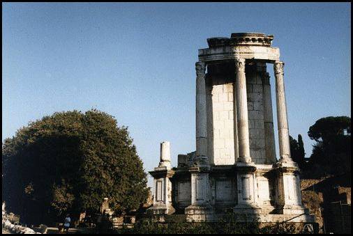 rovine del tempio di Vesta